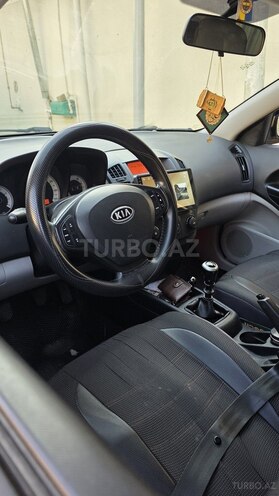 Kia Ceed 2007, 270,000 km - 1.4 l - Bakı