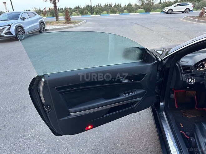 Mercedes E 200 2010, 178,000 km - 1.8 l - Sumqayıt