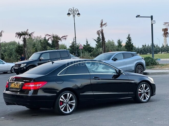Mercedes E 200 2010, 178,000 km - 1.8 l - Sumqayıt