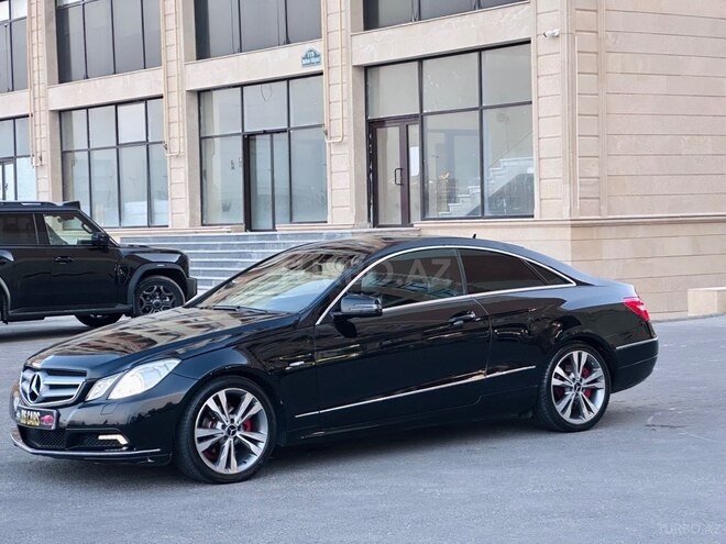 Mercedes E 200 2010, 178,000 km - 1.8 l - Sumqayıt
