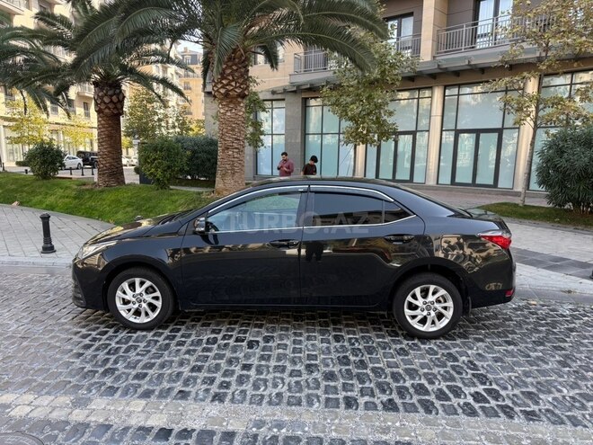 Toyota Corolla 2017, 153,000 km - 1.6 l - Bakı