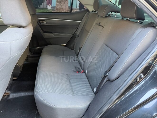 Toyota Corolla 2017, 153,000 km - 1.6 l - Bakı