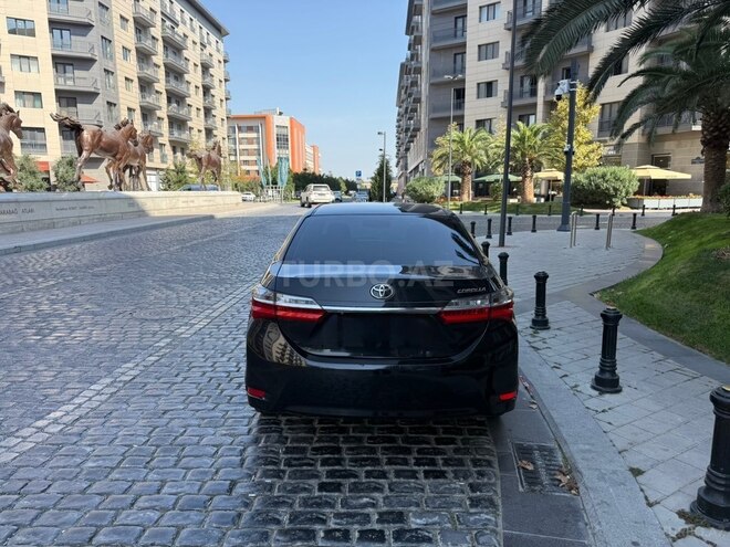 Toyota Corolla 2017, 153,000 km - 1.6 l - Bakı