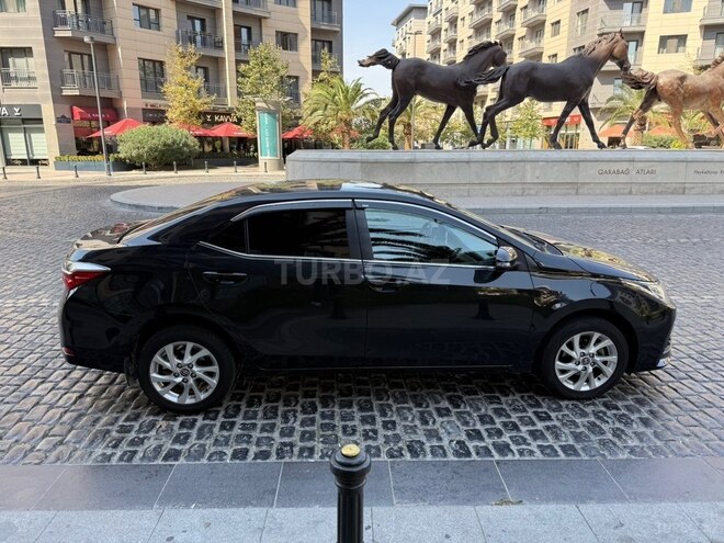 Toyota Corolla 2017, 153,000 km - 1.6 l - Bakı