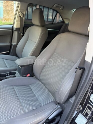 Toyota Corolla 2017, 153,000 km - 1.6 l - Bakı