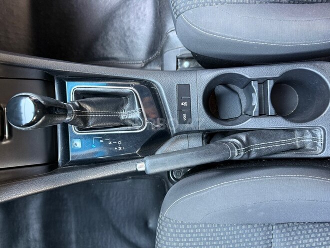 Toyota Corolla 2017, 153,000 km - 1.6 l - Bakı