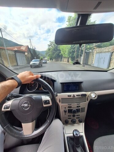 Opel Astra 2008, 315,000 km - 1.3 l - Şəki