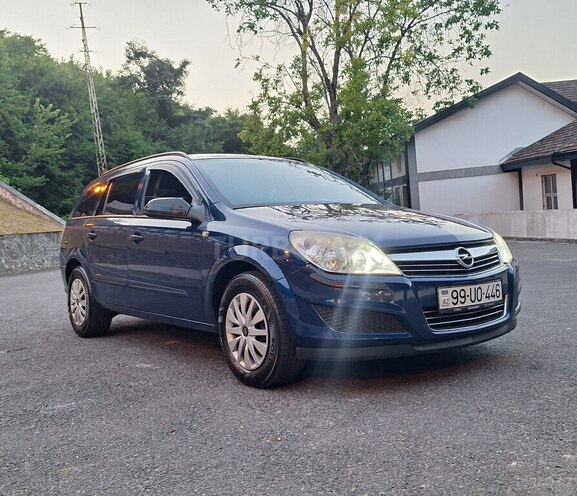 Opel Astra 2008, 315,000 km - 1.3 l - Şəki