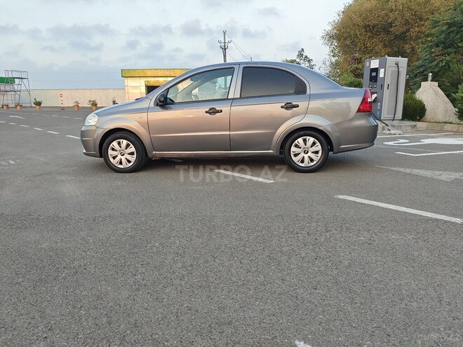 Chevrolet Aveo 2011, 300,000 km - 1.4 l - Lənkəran