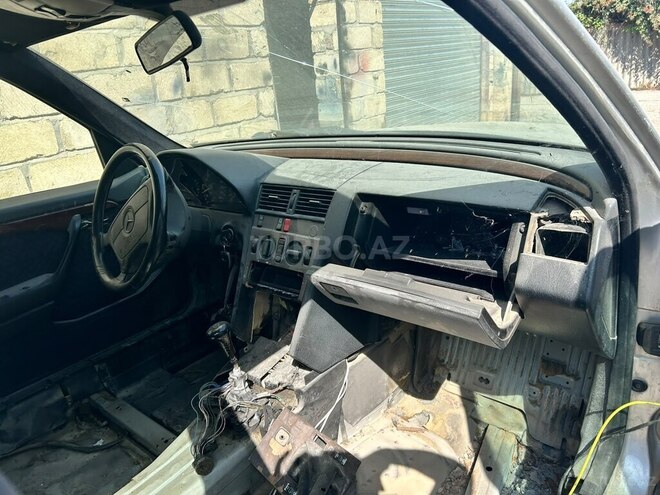 Mercedes C 180 1994, 222,525 km - 1.8 l - Gəncə