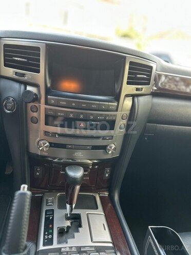 Lexus LX 570 2013, 84,300 km - 5.7 л - Bakı