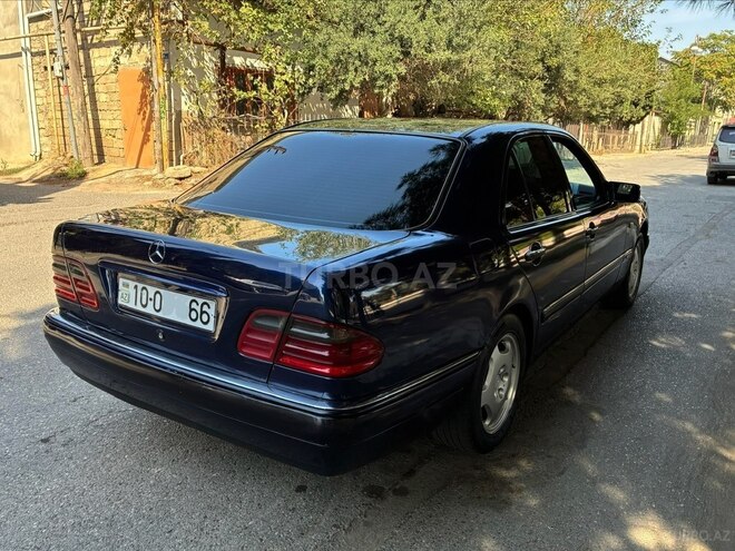 Mercedes E 240 1999, 389,000 km - 2.4 l - Bakı