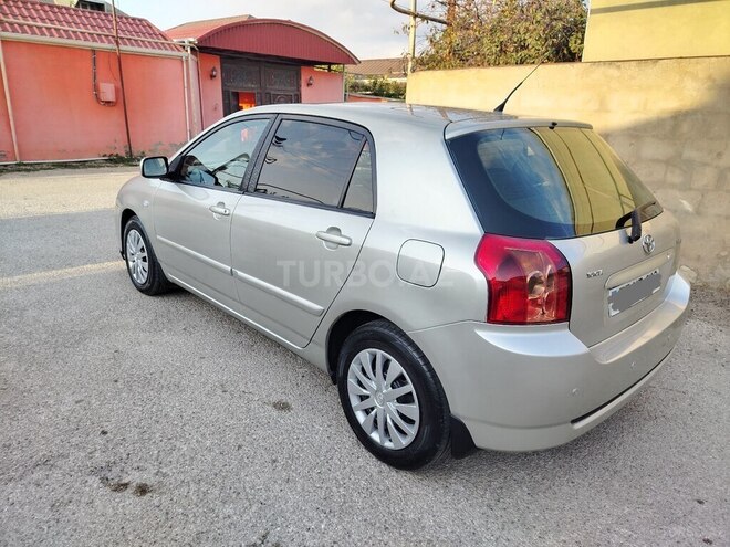 Toyota Corolla 2005, 281,000 km - 1.4 l - Bakı