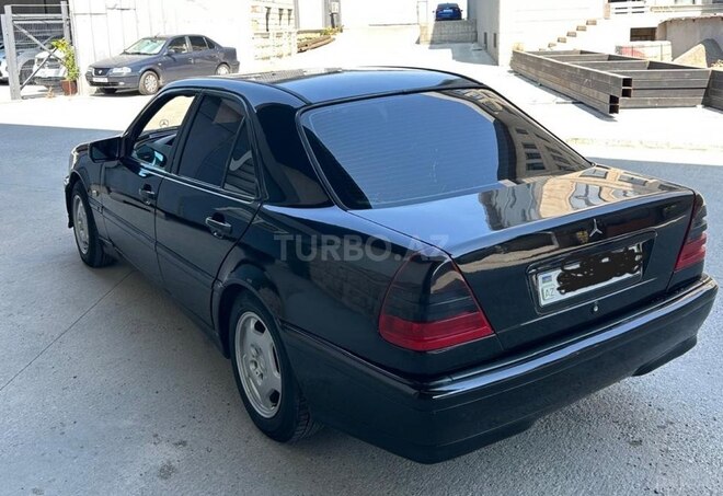 Mercedes C 180 1995, 415,000 km - 1.8 l - Bakı