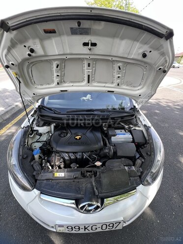 Hyundai Elantra 2014, 333,330 km - 1.8 l - Zaqatala
