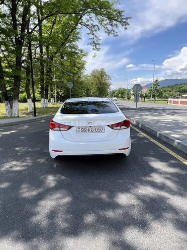 Hyundai Elantra 2014, 333,330 km - 1.8 l - Zaqatala