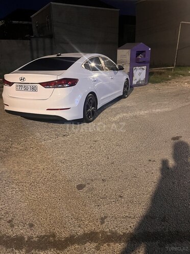 Hyundai Avante 2017, 246,000 km - 1.6 l - Bakı