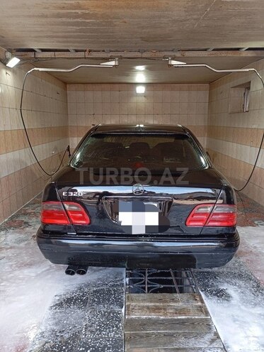 Mercedes E 320 1997, 250,000 km - 3.2 l - Bakı