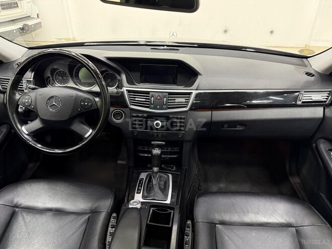 Mercedes E 250 2010, 310,000 km - 2.1 l - Bakı