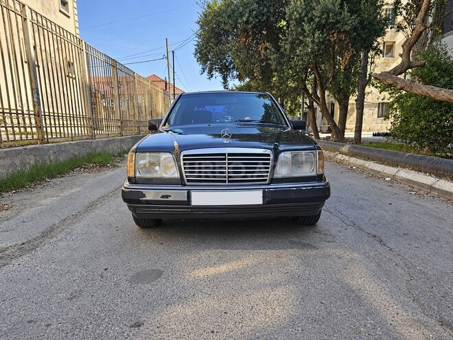 Mercedes 200 E 1993, 400,000 km - 2.0 л - Bakı
