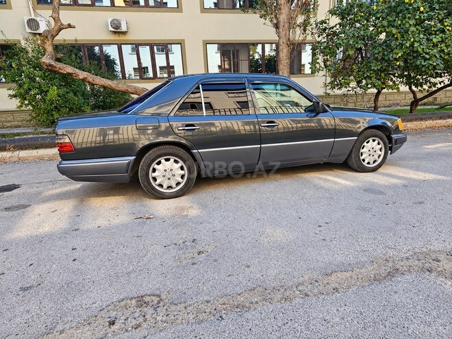 Mercedes 200 E 1993, 400,000 km - 2.0 л - Bakı