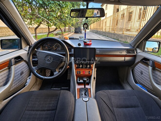 Mercedes 200 E 1993, 400,000 km - 2.0 л - Bakı