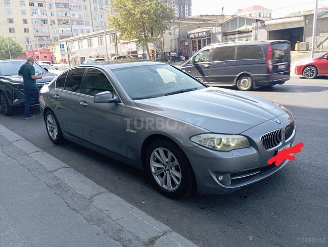 BMW 528 2011, 260,000 km - 3.0 l - Bakı