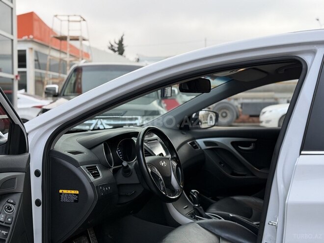Hyundai Avante 2014, 291,000 km - 1.6 l - Bakı