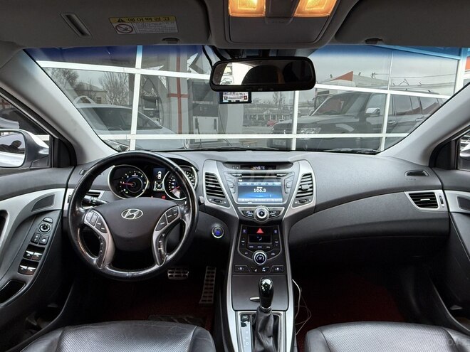 Hyundai Avante 2014, 291,000 km - 1.6 l - Bakı