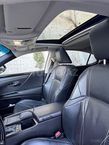 Lexus ES 250 2020, 125,000 km - 2.5 л - Bakı