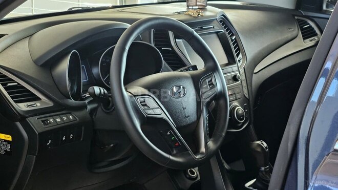 Hyundai Santa Fe 2017, 166,000 km - 2.0 л - Bakı