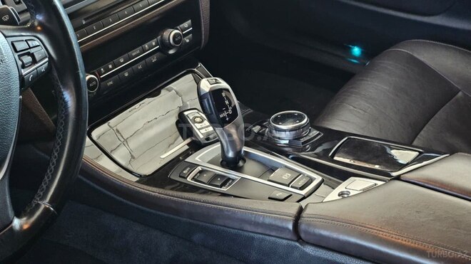 BMW 528 2013, 229,000 km - 2.0 l - Bakı
