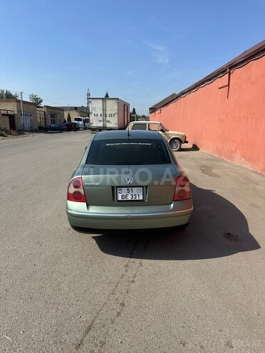 Volkswagen Passat 2003, 304,643 km - 1.8 l - Gəncə