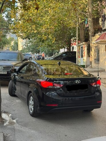 Hyundai Elantra 2015, 210,000 km - 1.8 л - Bakı