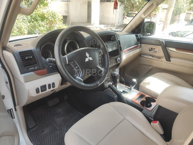 Mitsubishi Pajero 2007, 200,000 km - 3.0 l - Bakı