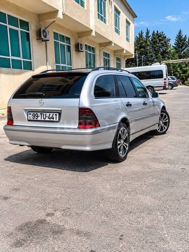 Mercedes C 220 2000, 514,000 km - 2.2 l - Bakı