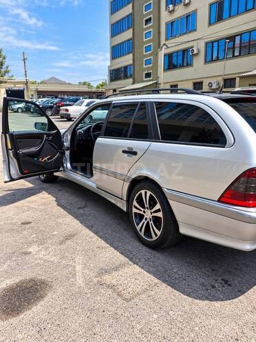Mercedes C 220 2000, 514,000 km - 2.2 l - Bakı