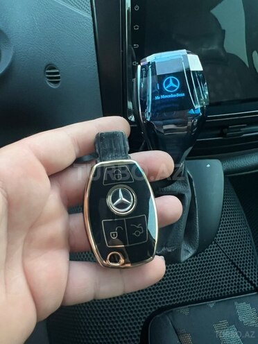Mercedes  2010, 360,000 km - 2.1 l - Naftalan