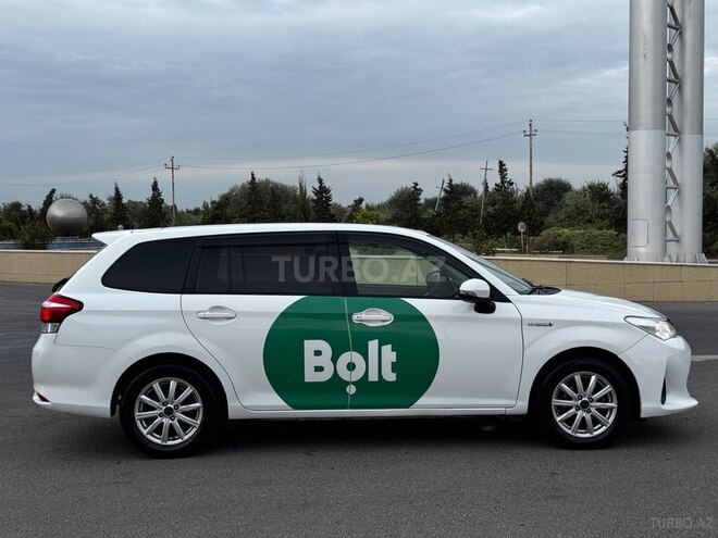 Toyota Corolla Fielder 2018, 265,000 km - 1.5 l - Bakı