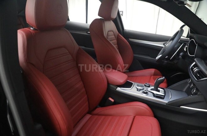 Alfa Romeo Stelvio 2022, 58,000 km - 2.0 l - Bakı