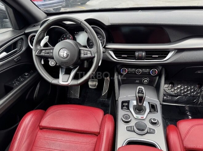 Alfa Romeo Stelvio 2022, 58,000 km - 2.0 l - Bakı