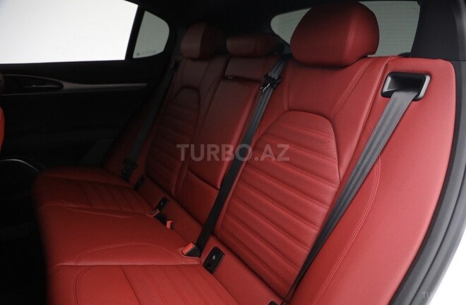 Alfa Romeo Stelvio 2022, 58,000 km - 2.0 l - Bakı
