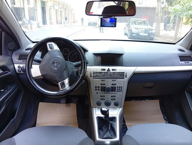 Opel Astra 2008, 275,000 km - 1.4 l - Gəncə
