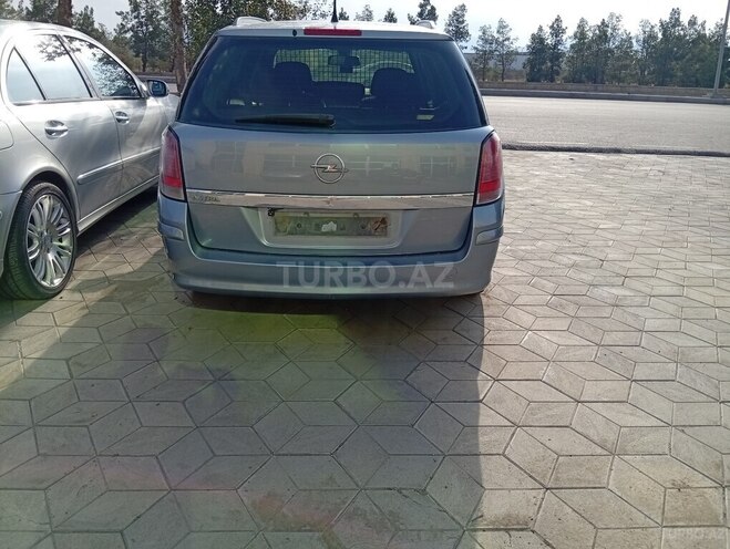 Opel Astra 2008, 275,000 km - 1.4 l - Gəncə