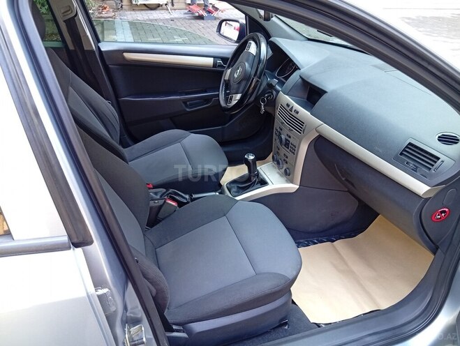 Opel Astra 2008, 275,000 km - 1.4 l - Gəncə