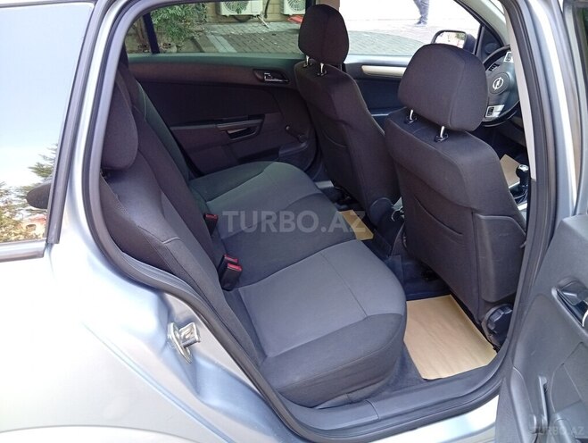 Opel Astra 2008, 275,000 km - 1.4 l - Gəncə