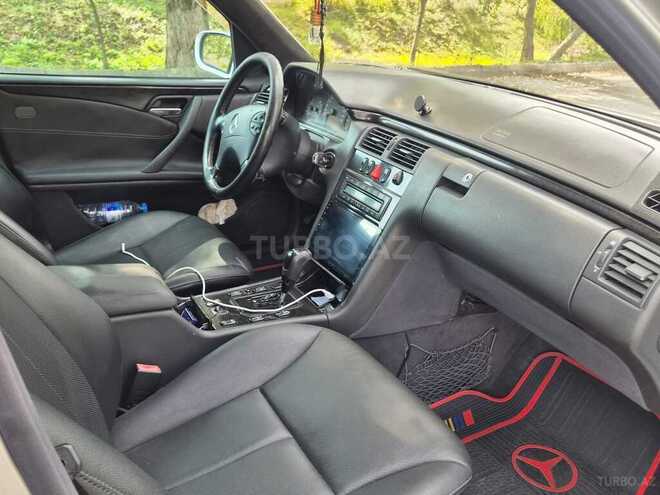 Mercedes E 240 2000, 317,000 km - 2.4 l - Qusar