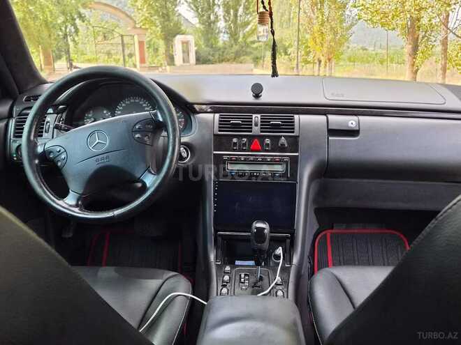 Mercedes E 240 2000, 317,000 km - 2.4 l - Qusar