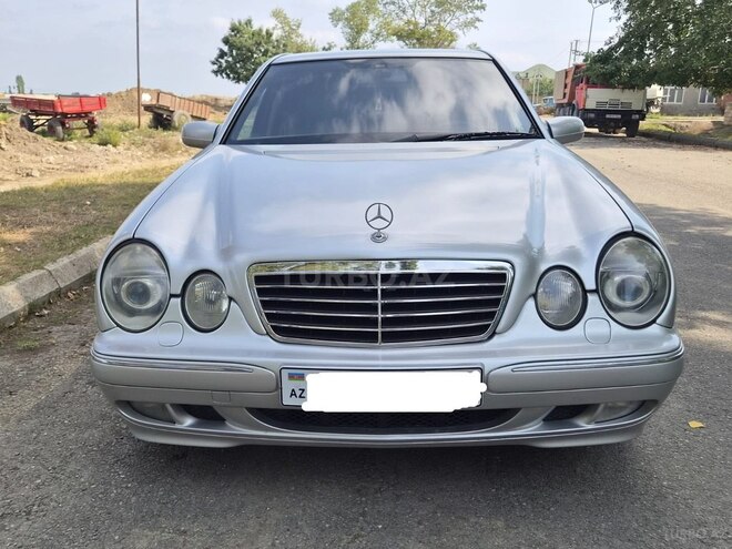Mercedes E 240 2000, 317,000 km - 2.4 l - Qusar