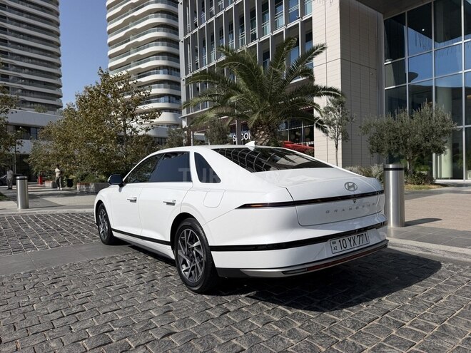 Hyundai Grandeur 2023, 45,000 km - 1.6 л - Bakı